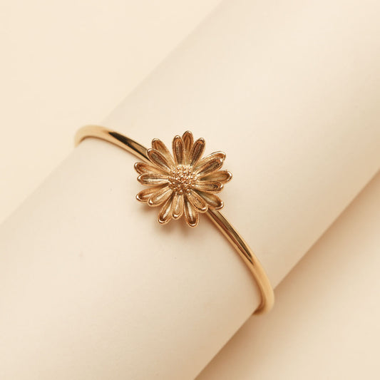 Daisy Solitaire Bangle Bracelet