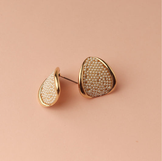 Golden Dewdrop Pearl Earrings