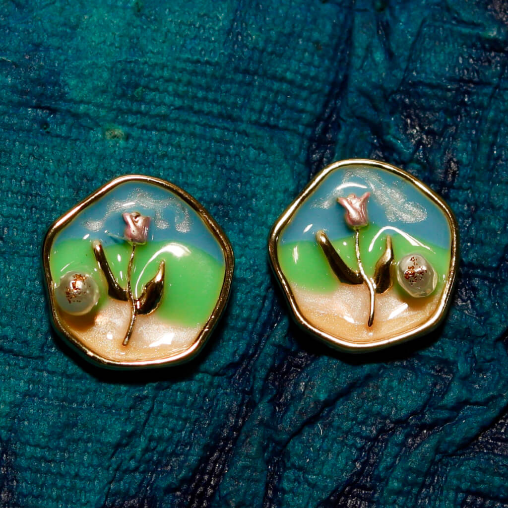 Meadow Bloom Studs earring