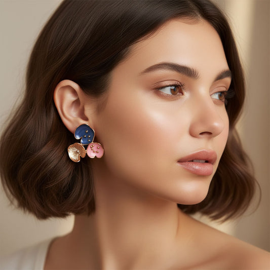 Petal Pond Studs Earrings