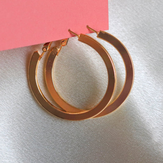 Solis Orbit Hoops – Bold Gold Radiance Earrings