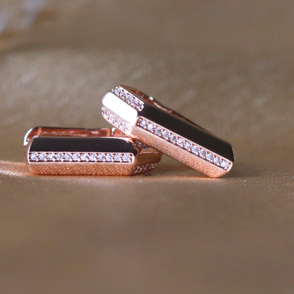 Amber Ayaka Barline Studs Earrings