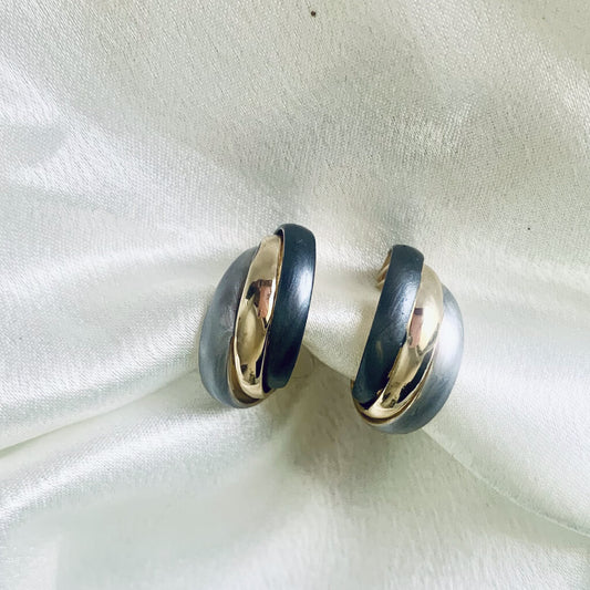 Enchanted Arc Loop Earring