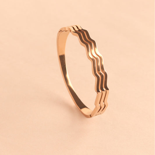 Gold Wave Design Bracelet