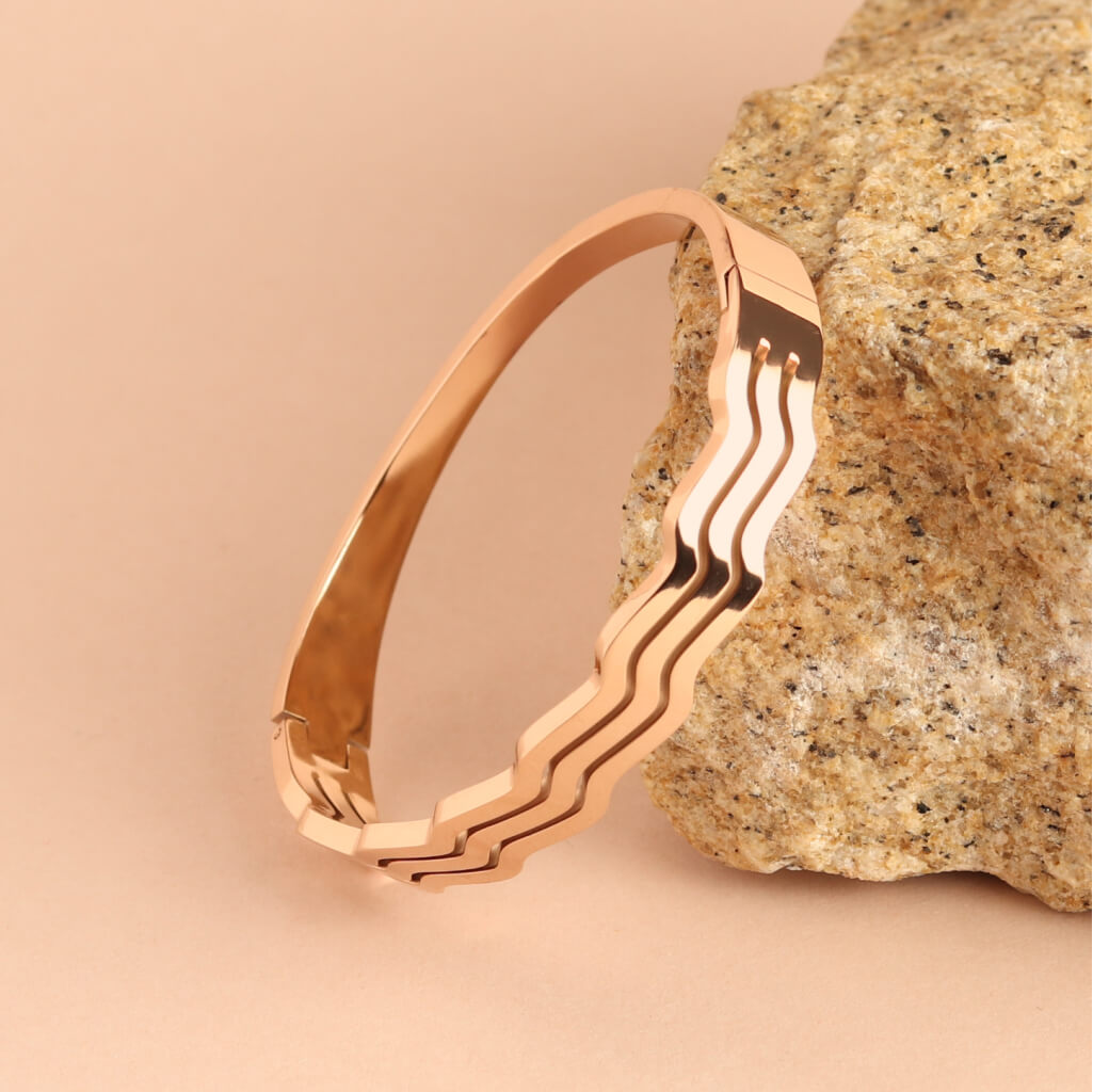 Gold Wave Design Bracelet