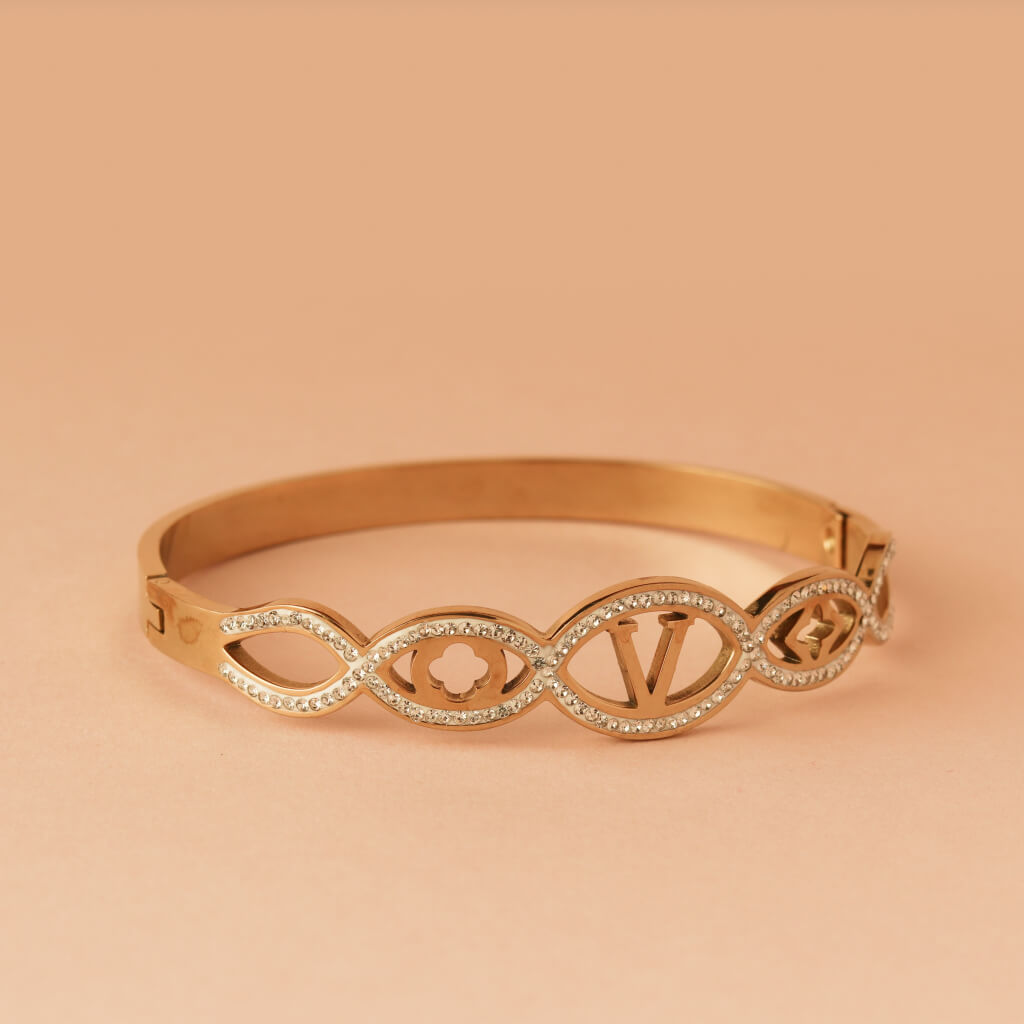Infinity Luxe Gold Bracelet with Diamond Motifs