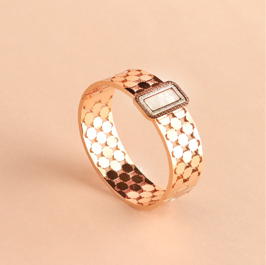 Luxe Honeycomb Cuff style bracelet– Rose Gold