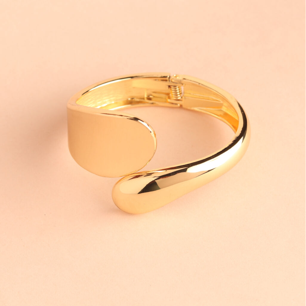 Minimalist Gold Statement Bracelet