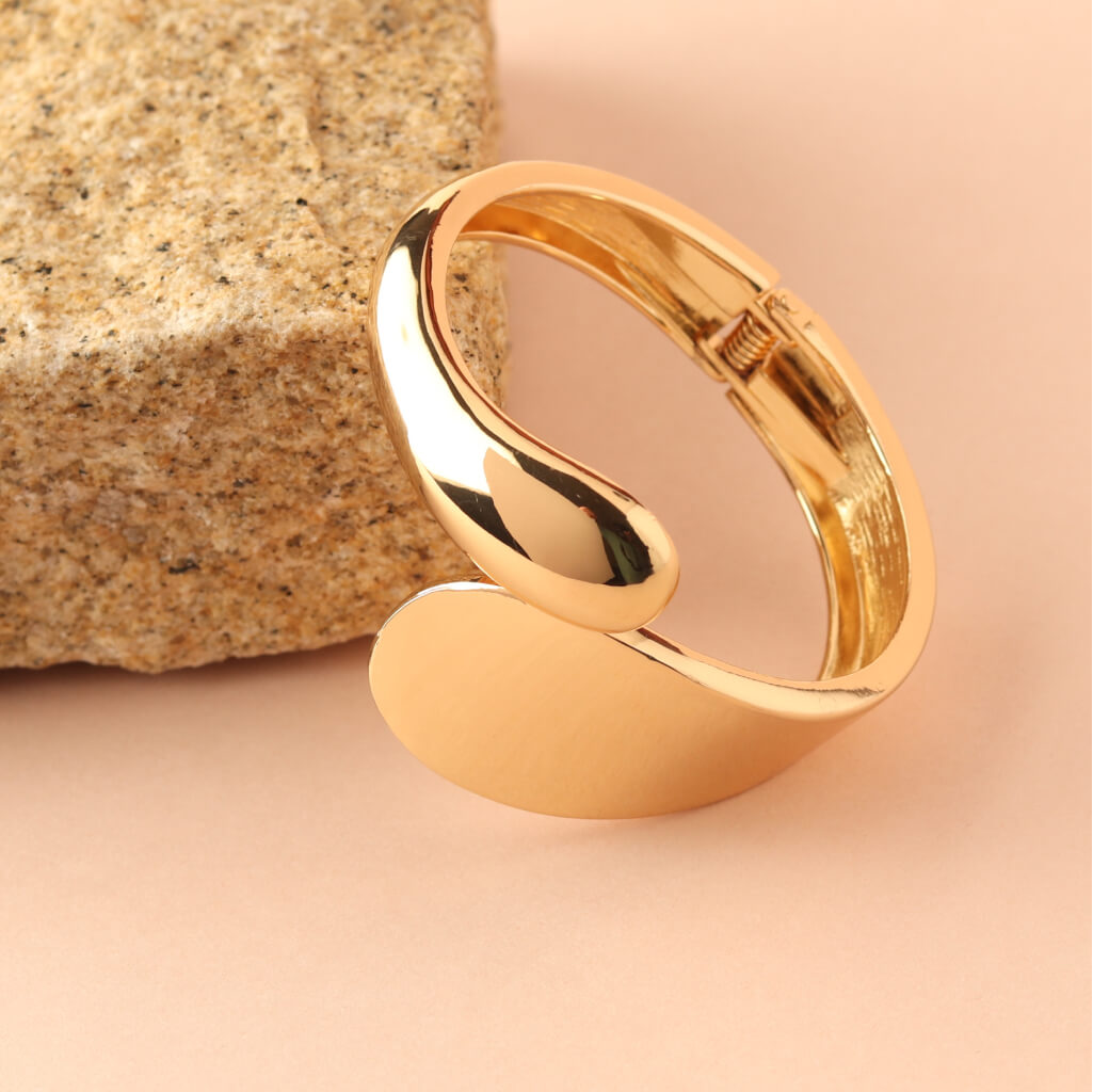 Minimalist Gold Statement Bracelet